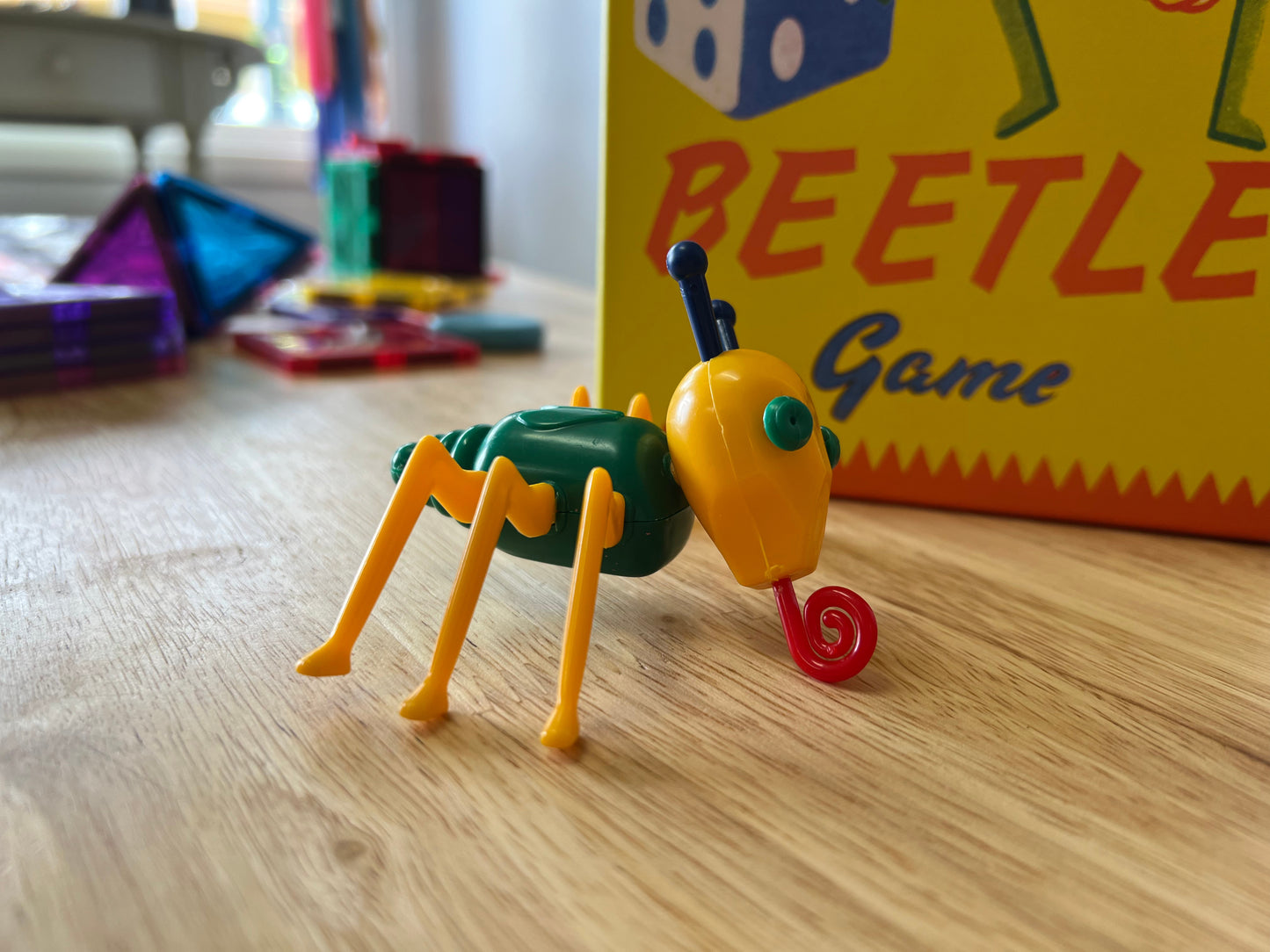 Retro Beetle Game